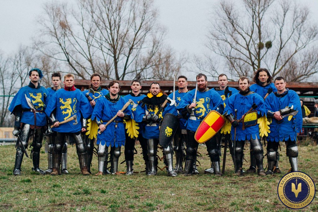 Чоловіча команда 16vs16, що готується до Чемпіонату світу з середньовічного бою IMCF World Championship 2020